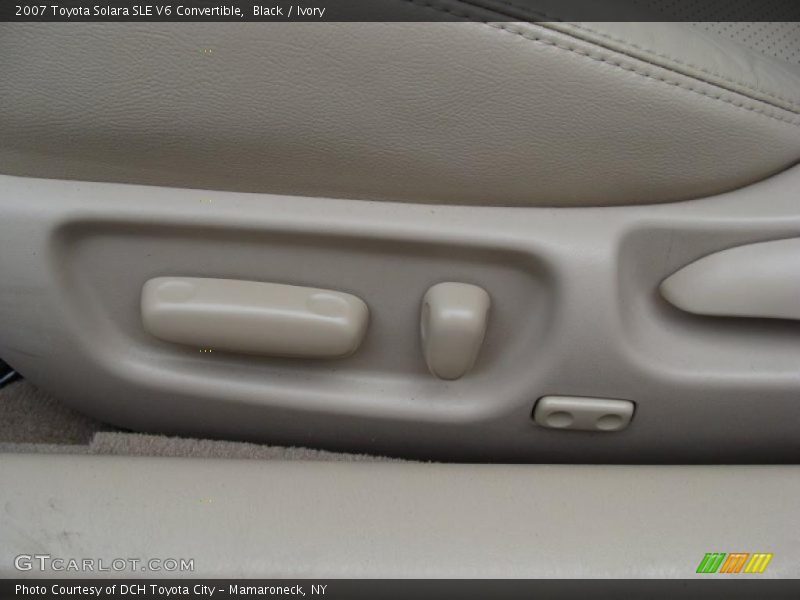 Black / Ivory 2007 Toyota Solara SLE V6 Convertible