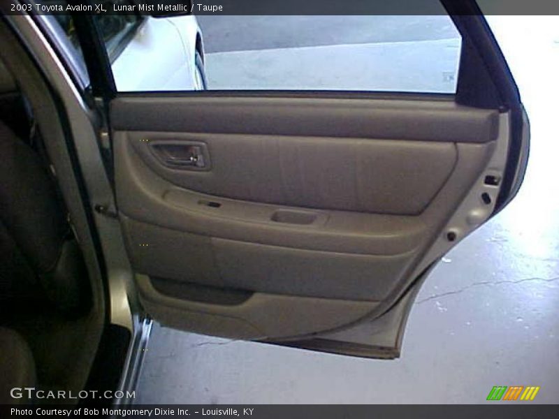 Lunar Mist Metallic / Taupe 2003 Toyota Avalon XL