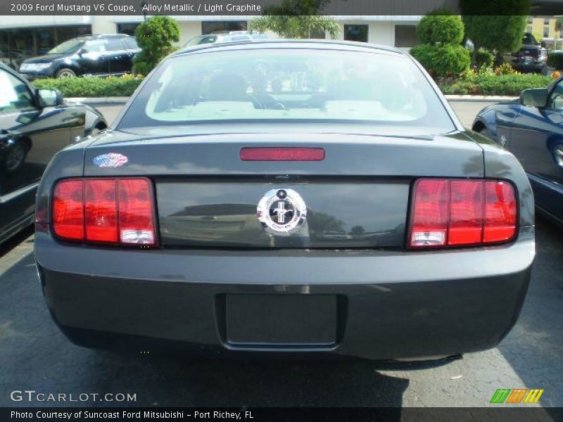 Alloy Metallic / Light Graphite 2009 Ford Mustang V6 Coupe