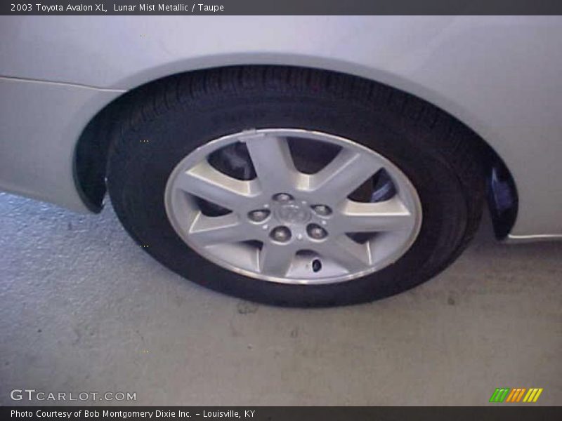 Lunar Mist Metallic / Taupe 2003 Toyota Avalon XL