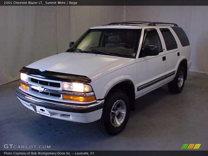 Summit White / Beige 2001 Chevrolet Blazer LT
