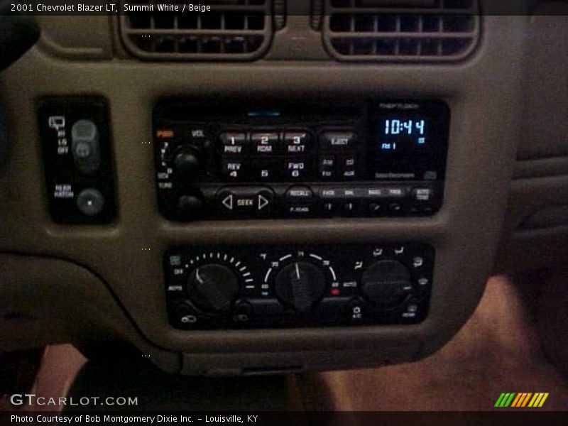 Summit White / Beige 2001 Chevrolet Blazer LT