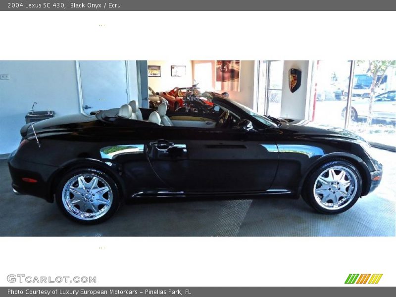 Black Onyx / Ecru 2004 Lexus SC 430