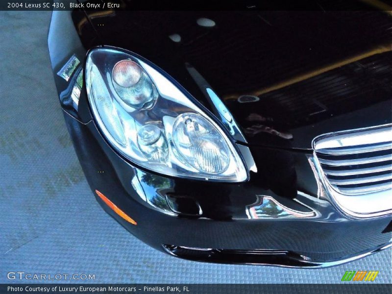 Black Onyx / Ecru 2004 Lexus SC 430