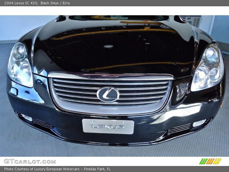 Black Onyx / Ecru 2004 Lexus SC 430