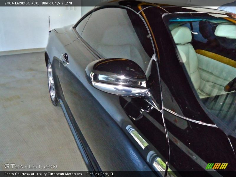 Black Onyx / Ecru 2004 Lexus SC 430