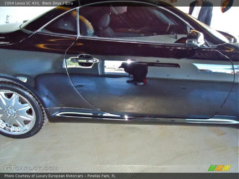 Black Onyx / Ecru 2004 Lexus SC 430