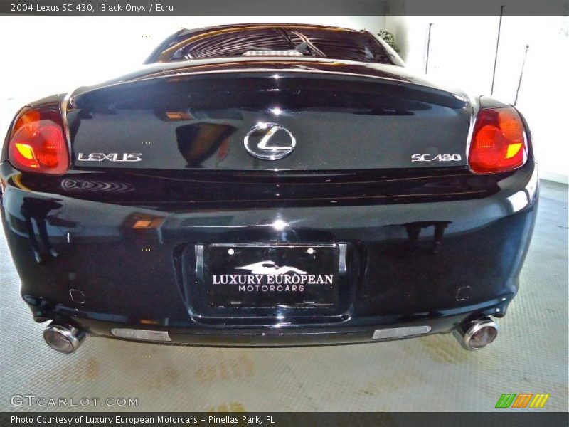 Black Onyx / Ecru 2004 Lexus SC 430