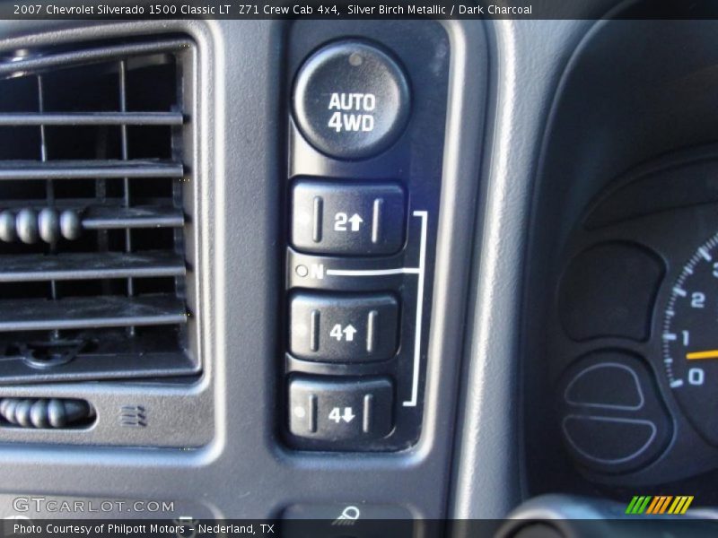 Silver Birch Metallic / Dark Charcoal 2007 Chevrolet Silverado 1500 Classic LT  Z71 Crew Cab 4x4