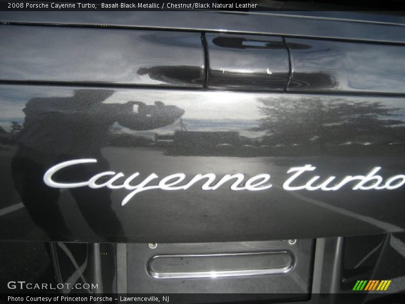  2008 Cayenne Turbo Logo