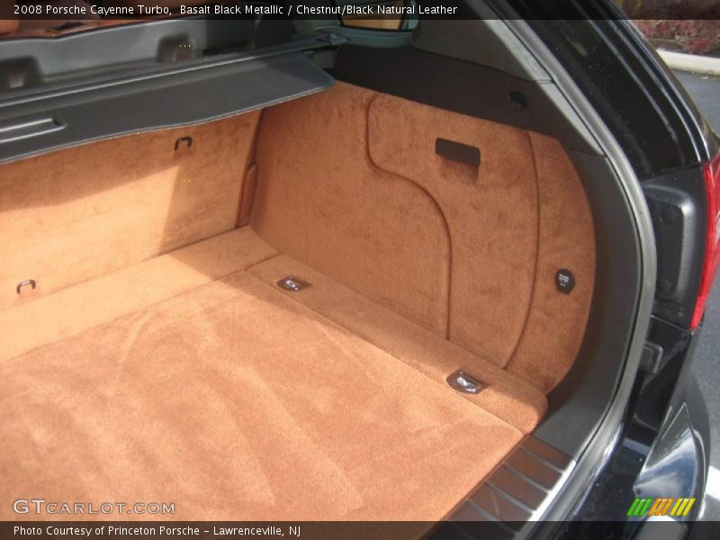  2008 Cayenne Turbo Trunk