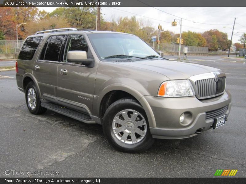 Mineral Grey Metallic / Black 2003 Lincoln Navigator Luxury 4x4