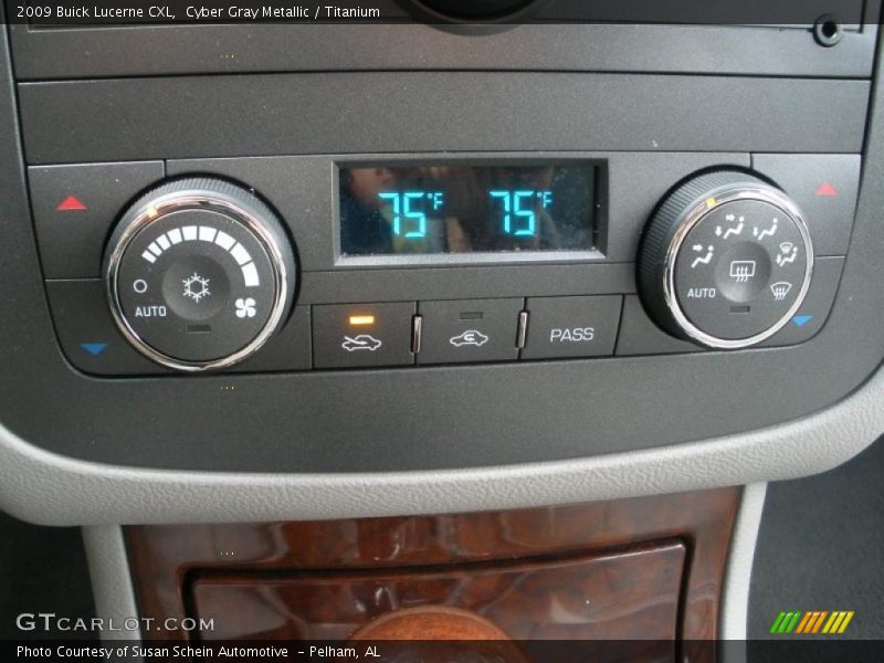 Cyber Gray Metallic / Titanium 2009 Buick Lucerne CXL