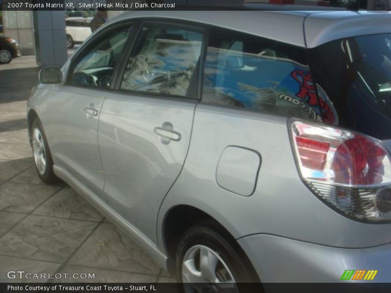 Silver Streak Mica / Dark Charcoal 2007 Toyota Matrix XR