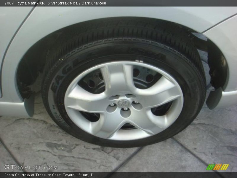 Silver Streak Mica / Dark Charcoal 2007 Toyota Matrix XR