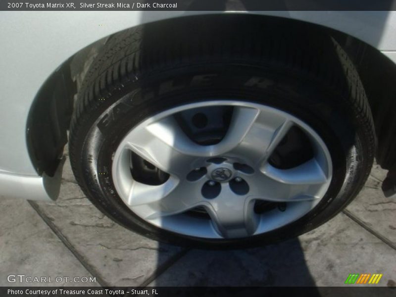 Silver Streak Mica / Dark Charcoal 2007 Toyota Matrix XR
