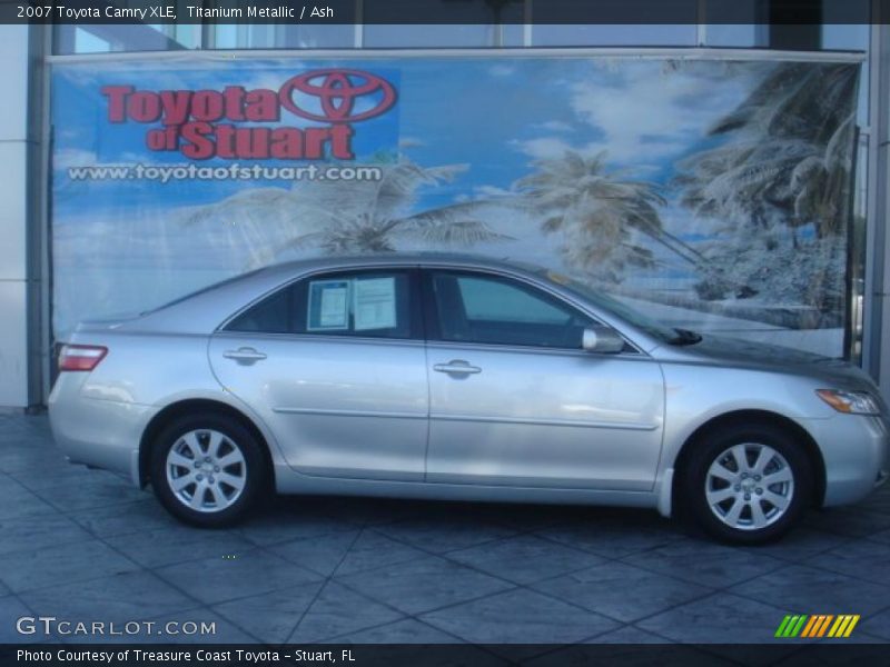 Titanium Metallic / Ash 2007 Toyota Camry XLE