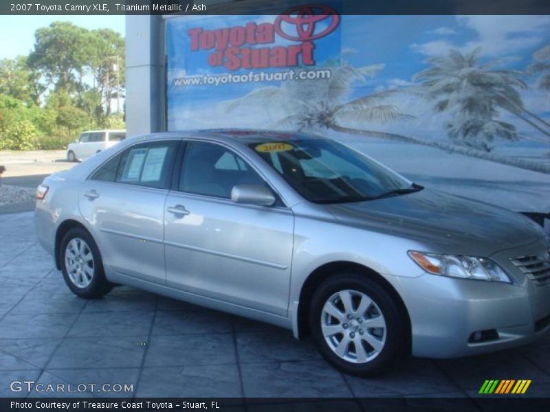 Titanium Metallic / Ash 2007 Toyota Camry XLE