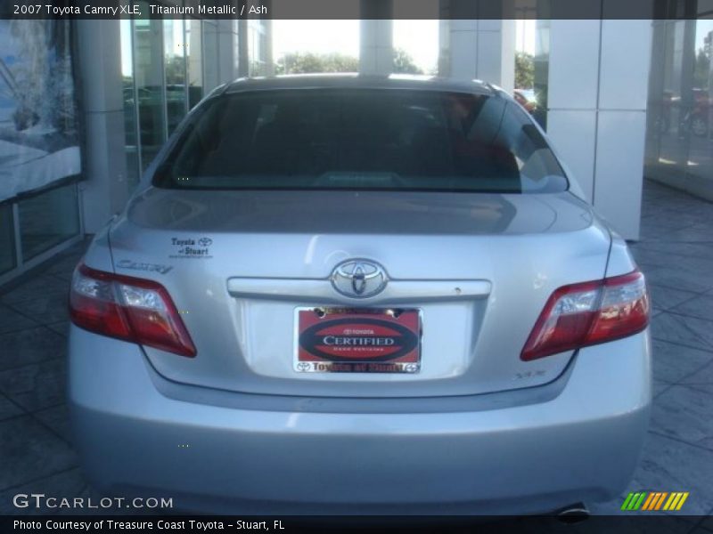 Titanium Metallic / Ash 2007 Toyota Camry XLE