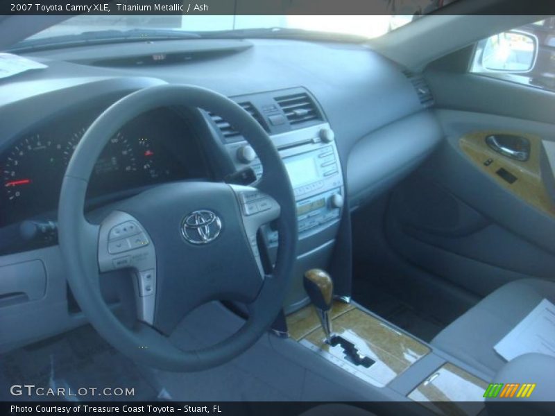 Titanium Metallic / Ash 2007 Toyota Camry XLE