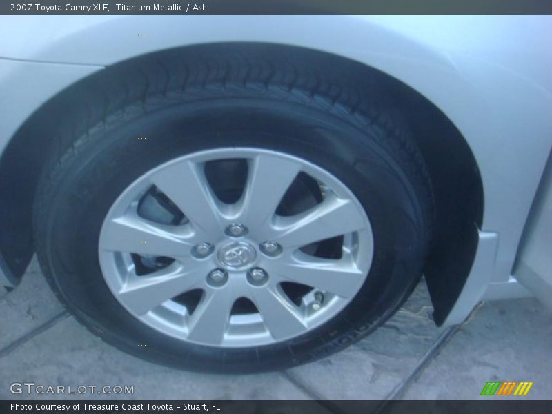 Titanium Metallic / Ash 2007 Toyota Camry XLE