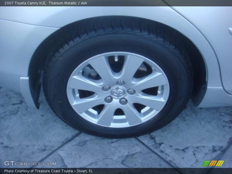 Titanium Metallic / Ash 2007 Toyota Camry XLE