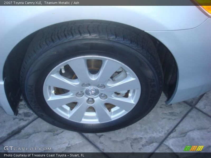 Titanium Metallic / Ash 2007 Toyota Camry XLE