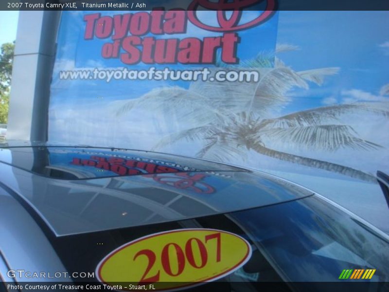 Titanium Metallic / Ash 2007 Toyota Camry XLE