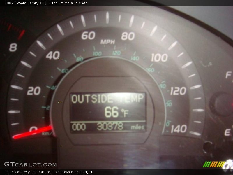 Titanium Metallic / Ash 2007 Toyota Camry XLE