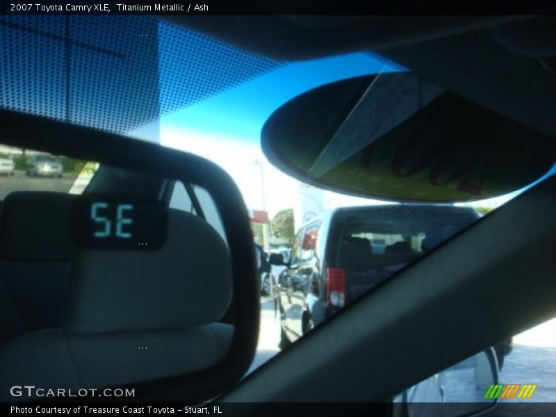 Titanium Metallic / Ash 2007 Toyota Camry XLE