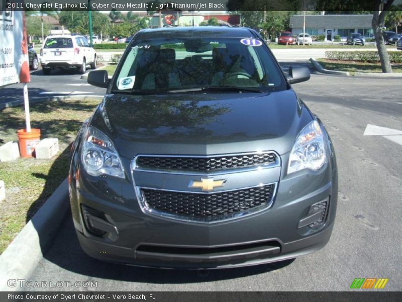 Cyber Gray Metallic / Light Titanium/Jet Black 2011 Chevrolet Equinox LS