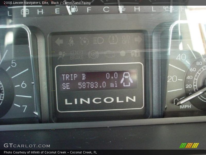 Black / Camel/Sand Piping 2008 Lincoln Navigator L Elite