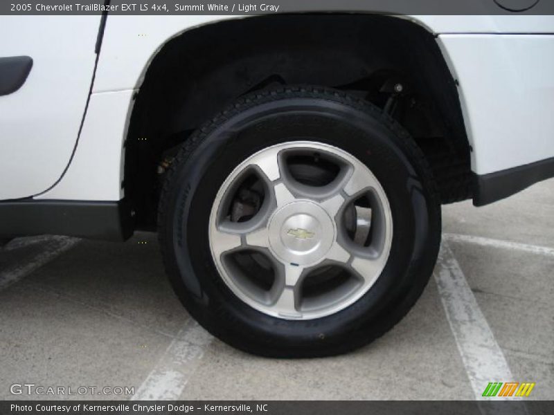 Summit White / Light Gray 2005 Chevrolet TrailBlazer EXT LS 4x4