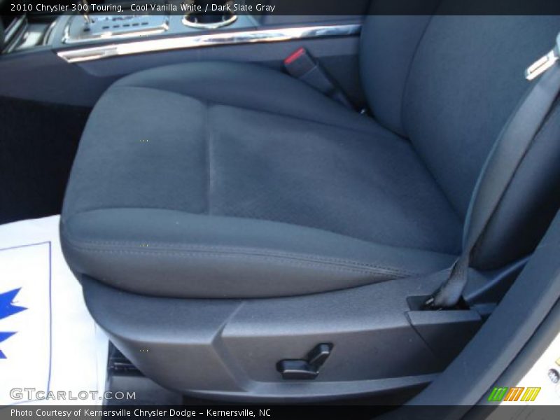 Cool Vanilla White / Dark Slate Gray 2010 Chrysler 300 Touring