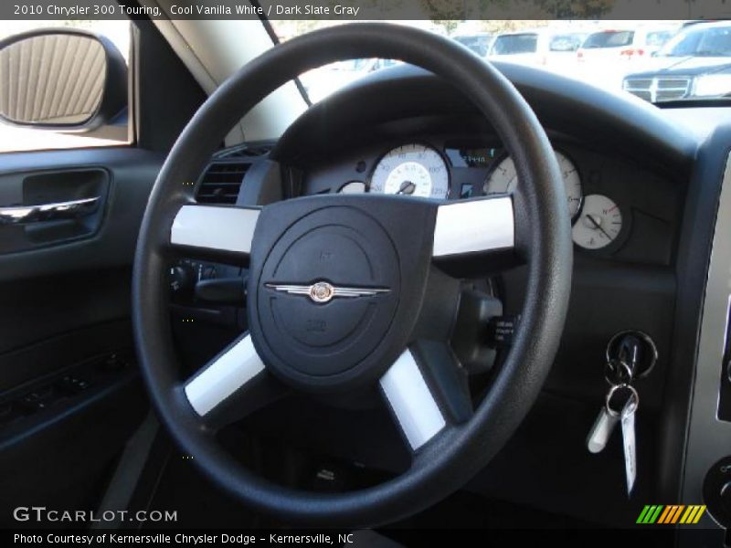 Cool Vanilla White / Dark Slate Gray 2010 Chrysler 300 Touring