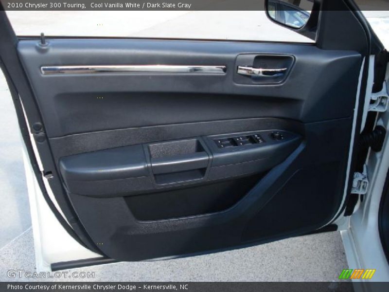 Cool Vanilla White / Dark Slate Gray 2010 Chrysler 300 Touring