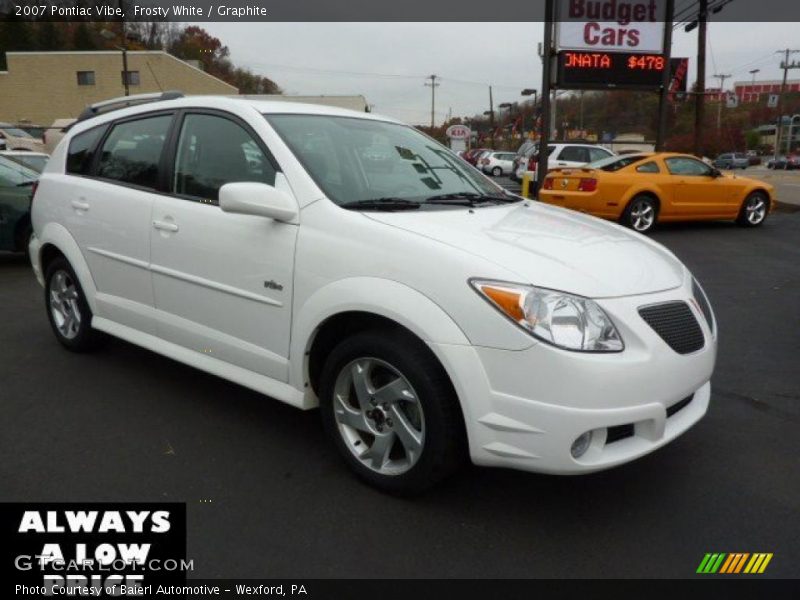 Frosty White / Graphite 2007 Pontiac Vibe