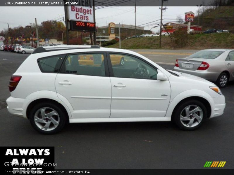 Frosty White / Graphite 2007 Pontiac Vibe
