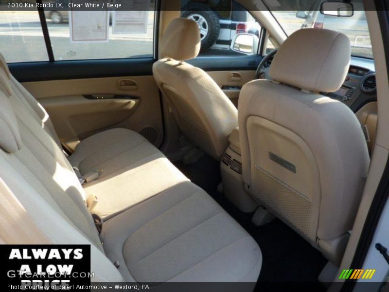 Clear White / Beige 2010 Kia Rondo LX