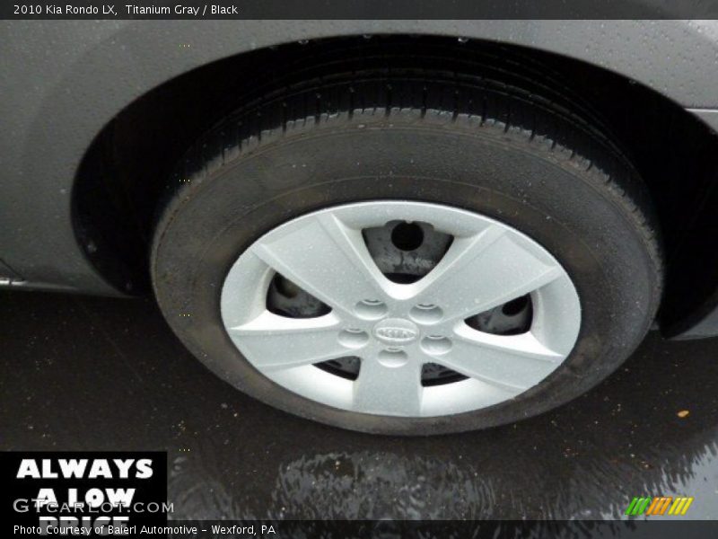 Titanium Gray / Black 2010 Kia Rondo LX