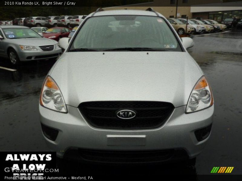 Bright Silver / Gray 2010 Kia Rondo LX