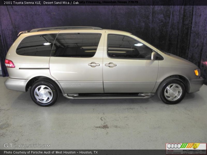 Desert Sand Mica / Oak 2001 Toyota Sienna XLE