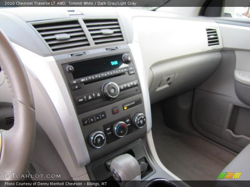 Summit White / Dark Gray/Light Gray 2010 Chevrolet Traverse LT AWD