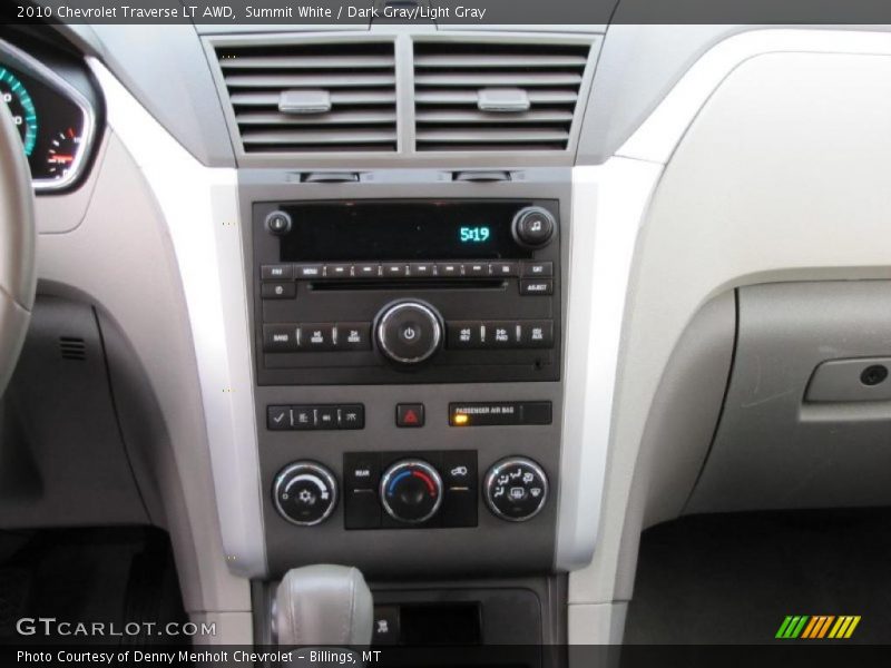 Summit White / Dark Gray/Light Gray 2010 Chevrolet Traverse LT AWD