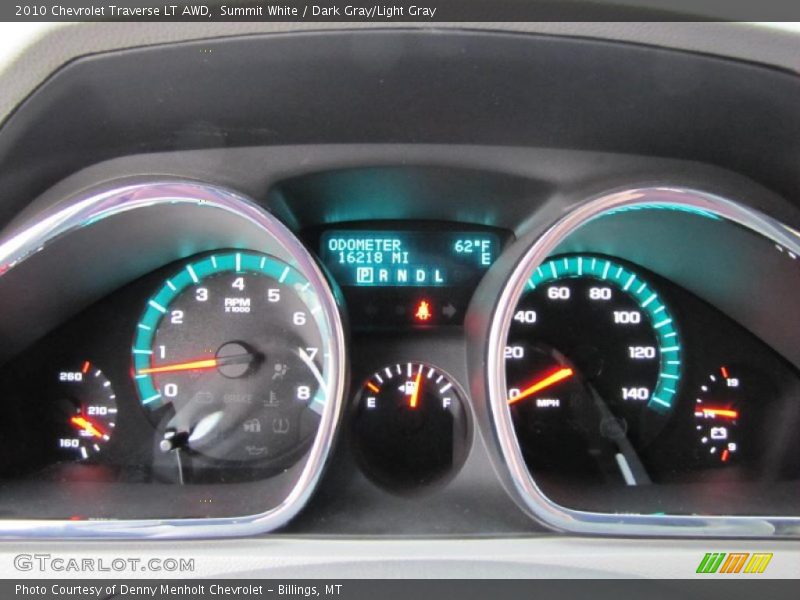 Summit White / Dark Gray/Light Gray 2010 Chevrolet Traverse LT AWD