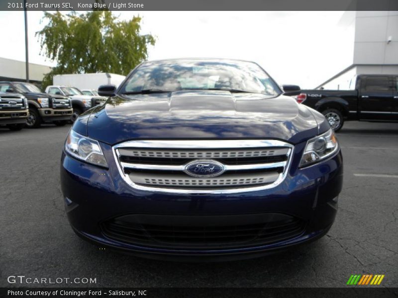 Kona Blue / Light Stone 2011 Ford Taurus SEL