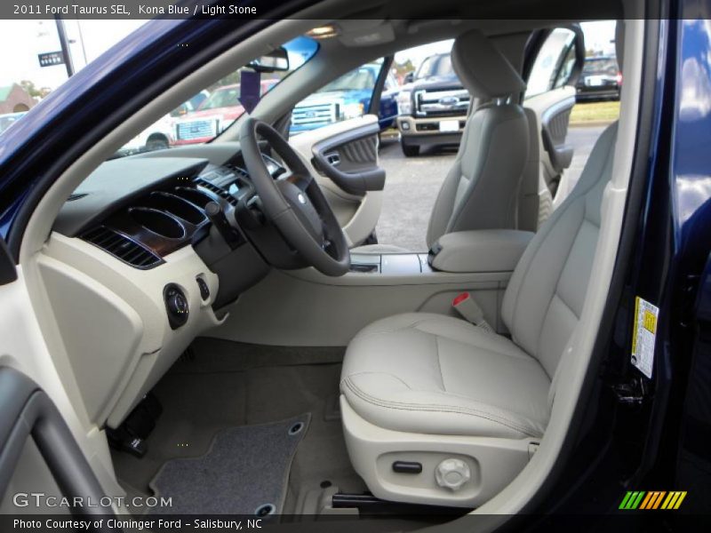  2011 Taurus SEL Light Stone Interior