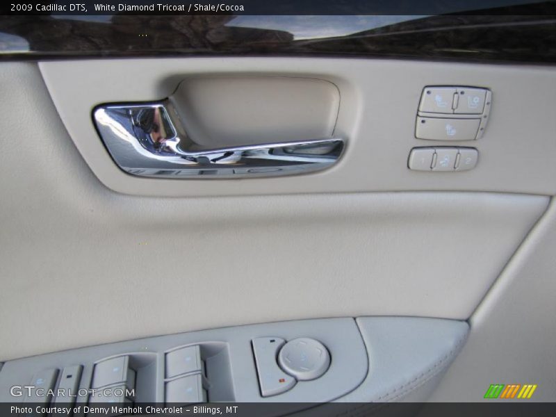 White Diamond Tricoat / Shale/Cocoa 2009 Cadillac DTS