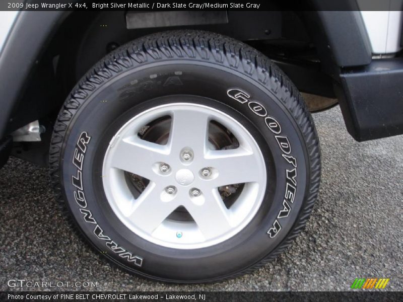 Bright Silver Metallic / Dark Slate Gray/Medium Slate Gray 2009 Jeep Wrangler X 4x4