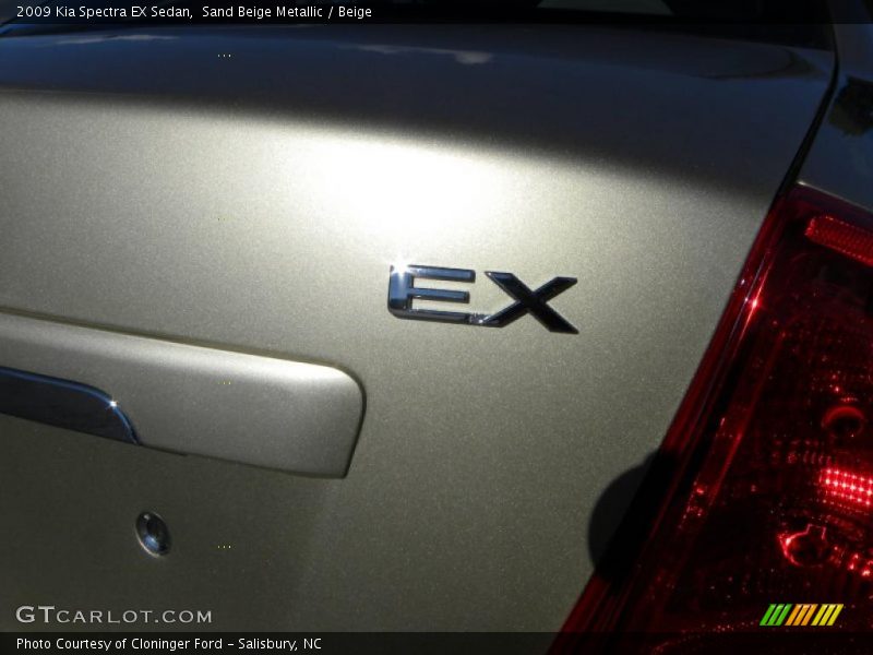 Sand Beige Metallic / Beige 2009 Kia Spectra EX Sedan